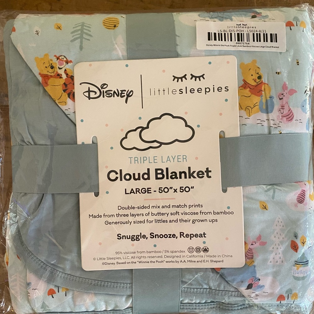 Little sleepies NIB Disney Winnie the Pooh blanket